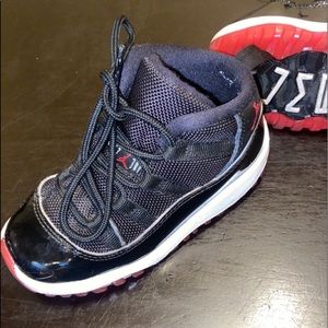 Toddler size 8 retro air Jordan 11 “bred”